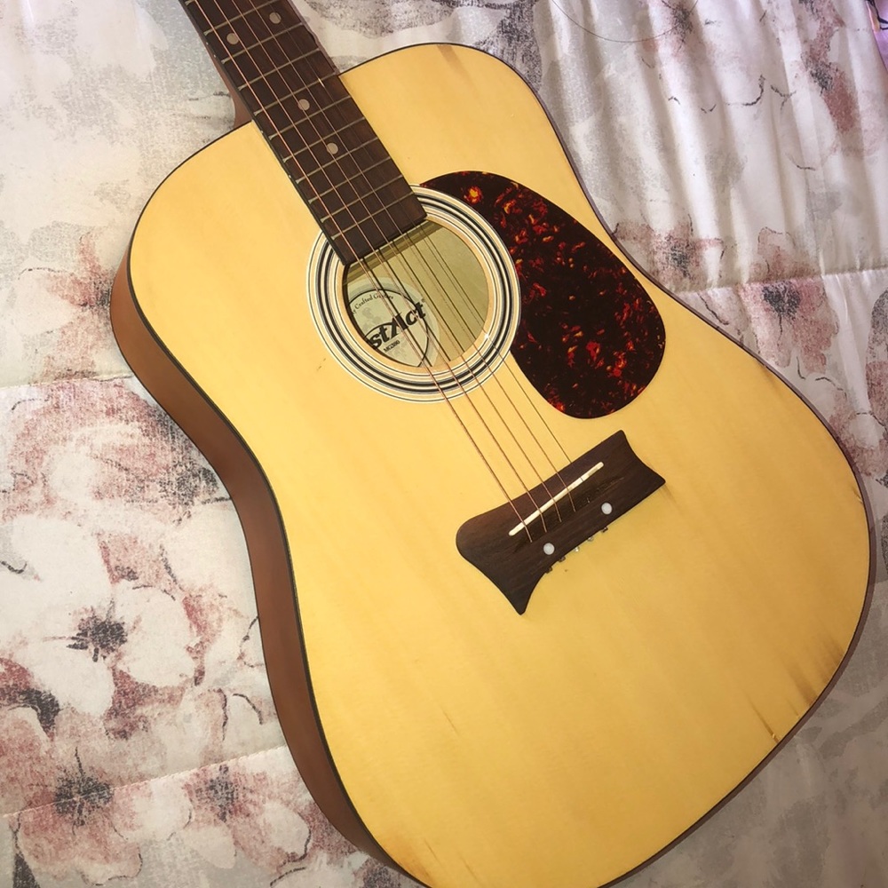 Acoustic guitar